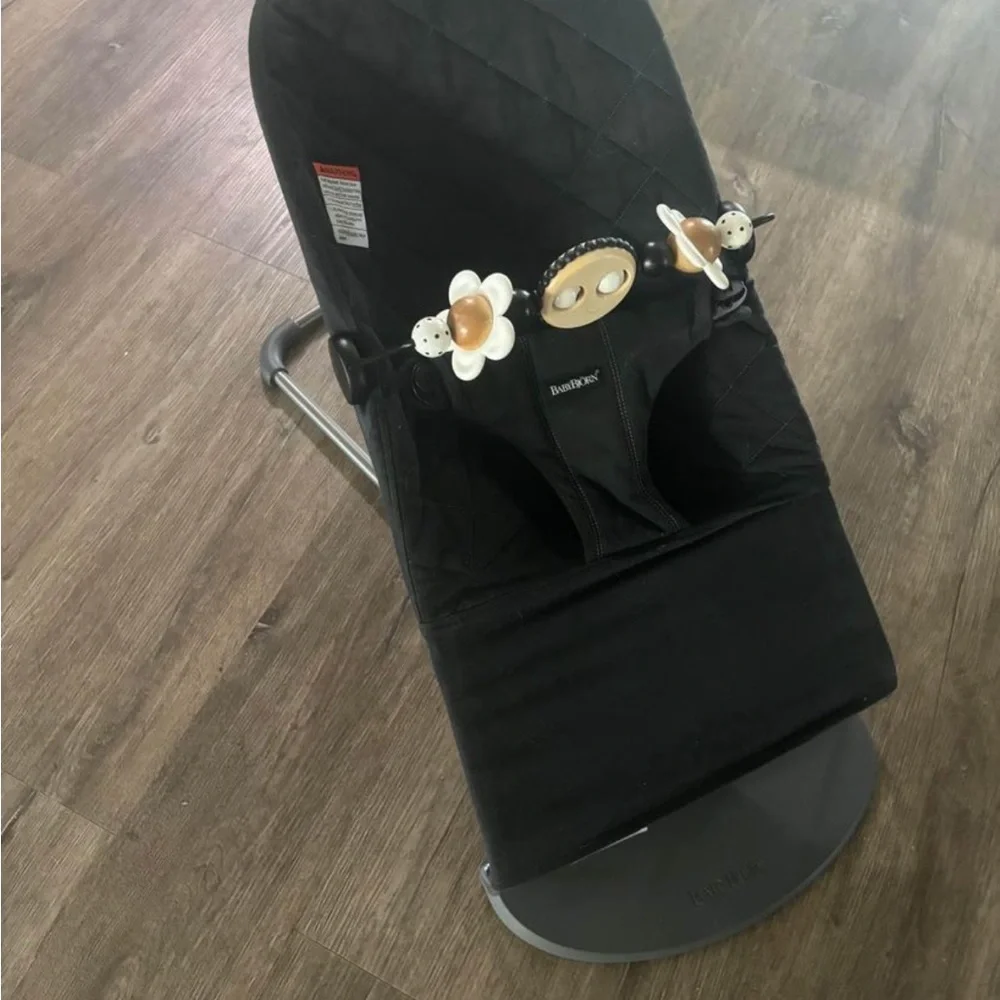 BabyBjorn Black Bouncer with Flower Accents - Picture 1 of 3